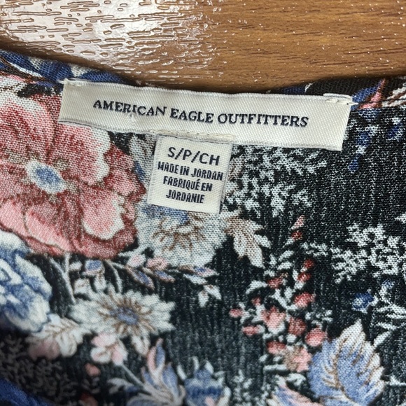 American Eagle women’s floral blouse size :Small - Picture 5 of 9